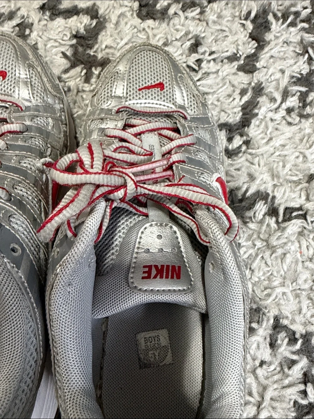 Nike Big Kids P-6000